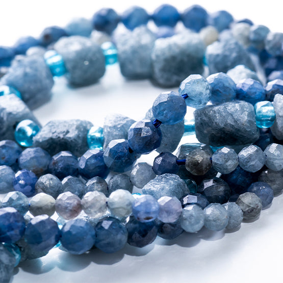 From Aquamarine to Sapphire: The Most Beautiful Blue Stones