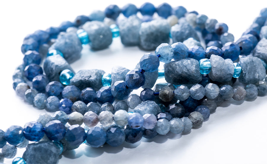 From Aquamarine to Sapphire: The Most Beautiful Blue Stones