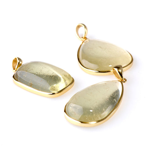 This is a Dakota Stones Libyan Desert Glass pendant from the Dakota Stones collection.