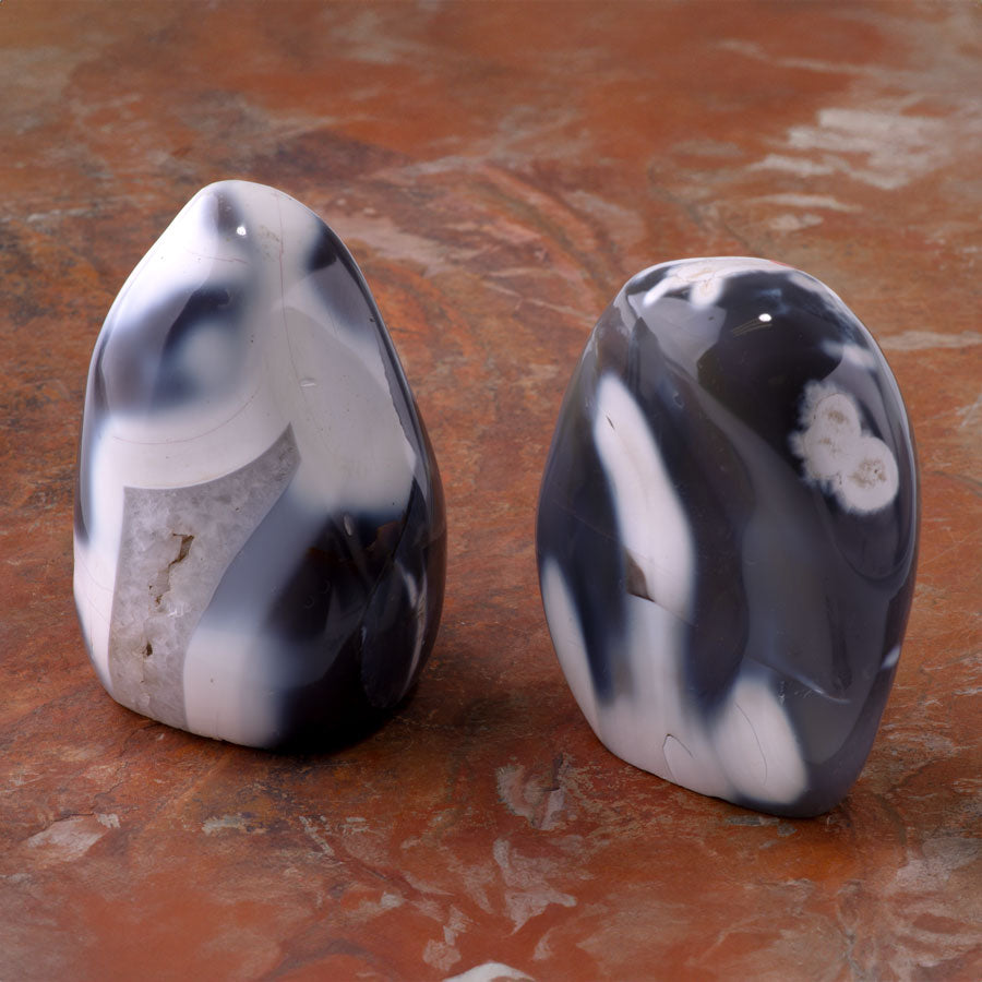 Orca Agate 60-100mm Freeform - DS ROCK SHOP — Dakota Stones