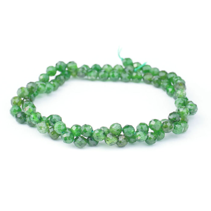 Diopside 4.5mm Round Faceted - 15-16 Inch